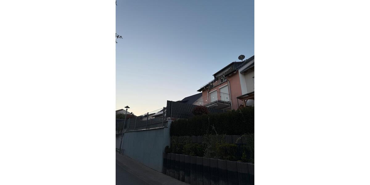 Dachgeschoßwohnung Wiesloch - 3 Zimmer, 69 m&sup2;, 990&euro; | Angebot:26399963