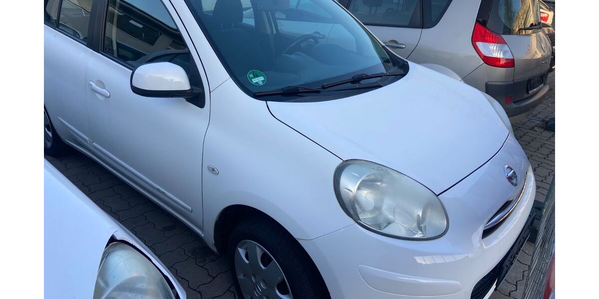 Nissan Micra 118.000 km 2.750 &euro; Hockenheim 68766