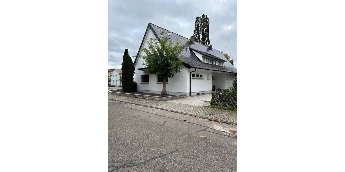 Hochwertig sanierte Büroeinheit in gepflegter Lage von Waghäusel-Kirrlach 3 zimmer