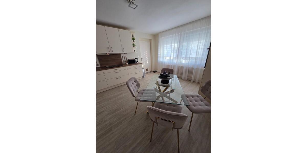 Etagenwohnung Ludwigshafen am Rhein Ludwigshafen-Oggersheim - 3 Zimmer, 80 m&sup2;, 699&euro; | Angebot:23630198