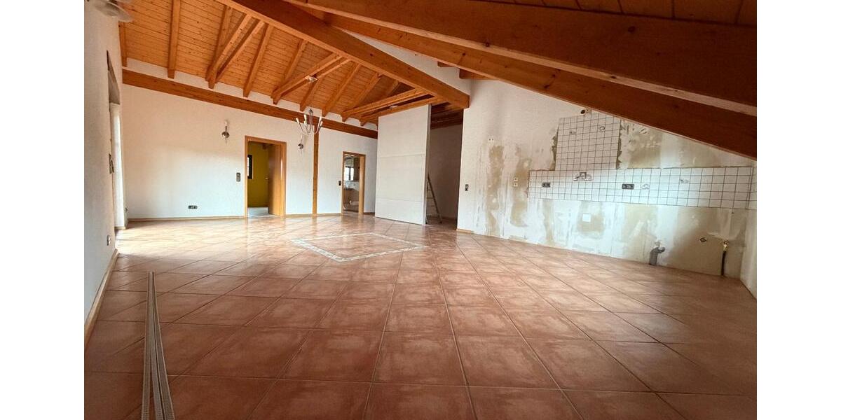Dachgeschoßwohnung Wald-Michelbach Michelbach - 4 Zimmer, 110 m&sup2;, 900&euro; | Angebot:26101298