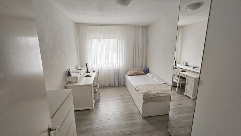 ObjNr:19635 - Sehr gepflegte 4-Zi. ETW mit Balkon und PkW-Stellplatz in FT-Mörsch 4 zimmer