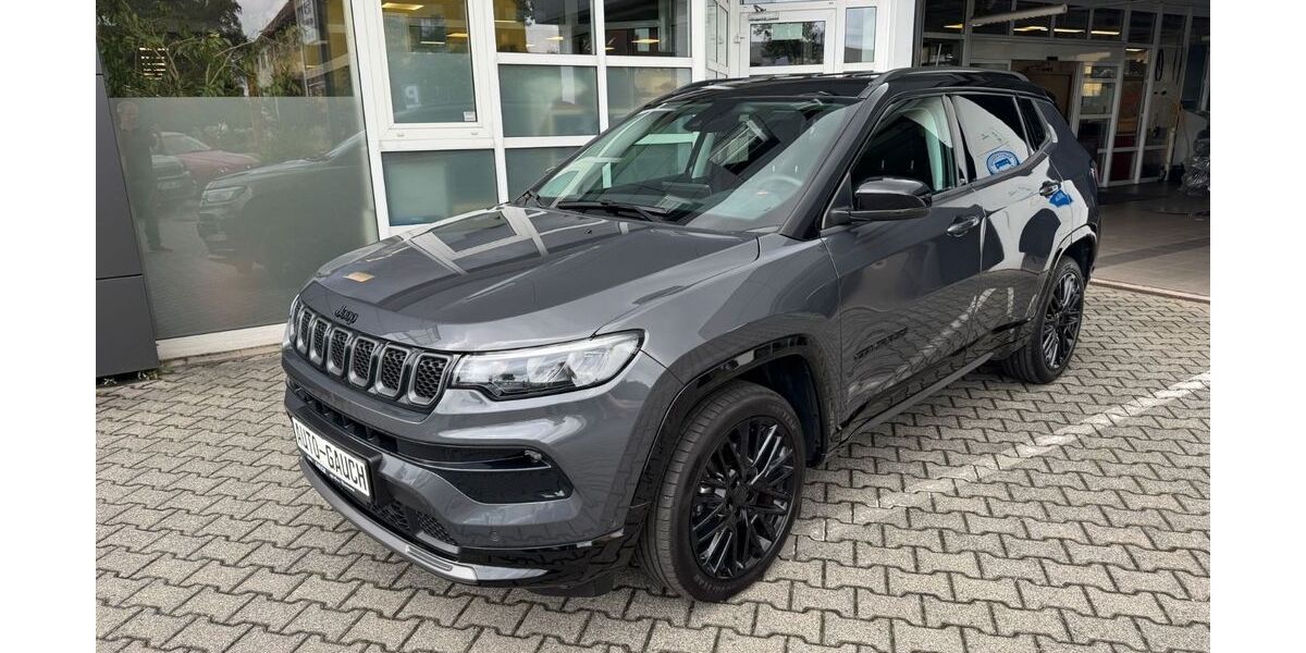 Jeep Compass 11.200 km 30.900 € Mannheim 68169