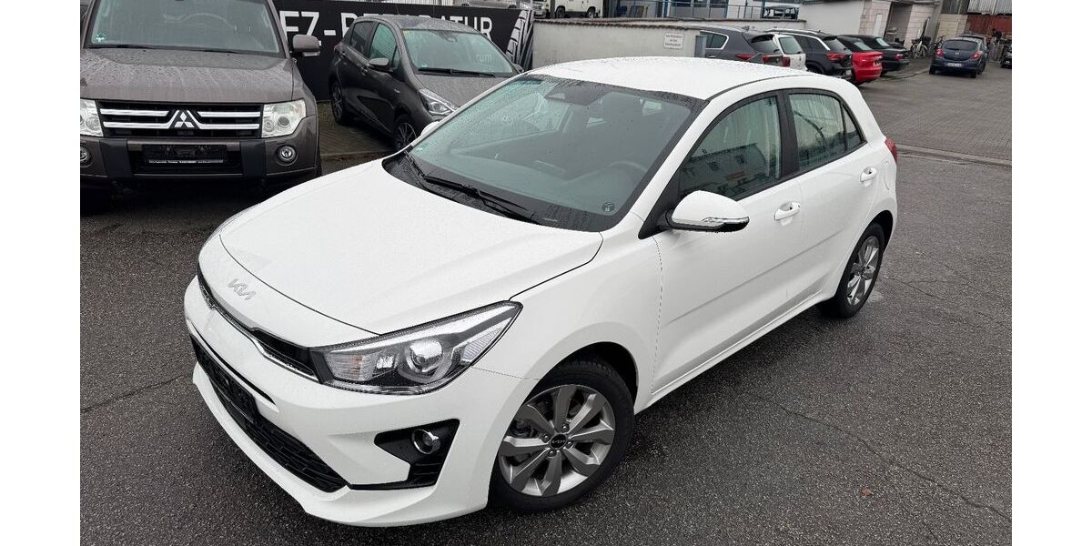 Kia Rio 20.000 km 17.990 € Weinheim 69469