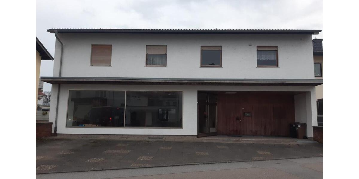 ** Ohne Makler ** Wohn- und Gechäftshaus mit großem Garten 6 zimmer