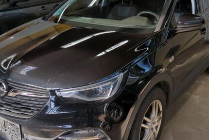 Opel Grandland (X) 176.000 km 12.257 &euro; Heidelberg 69123