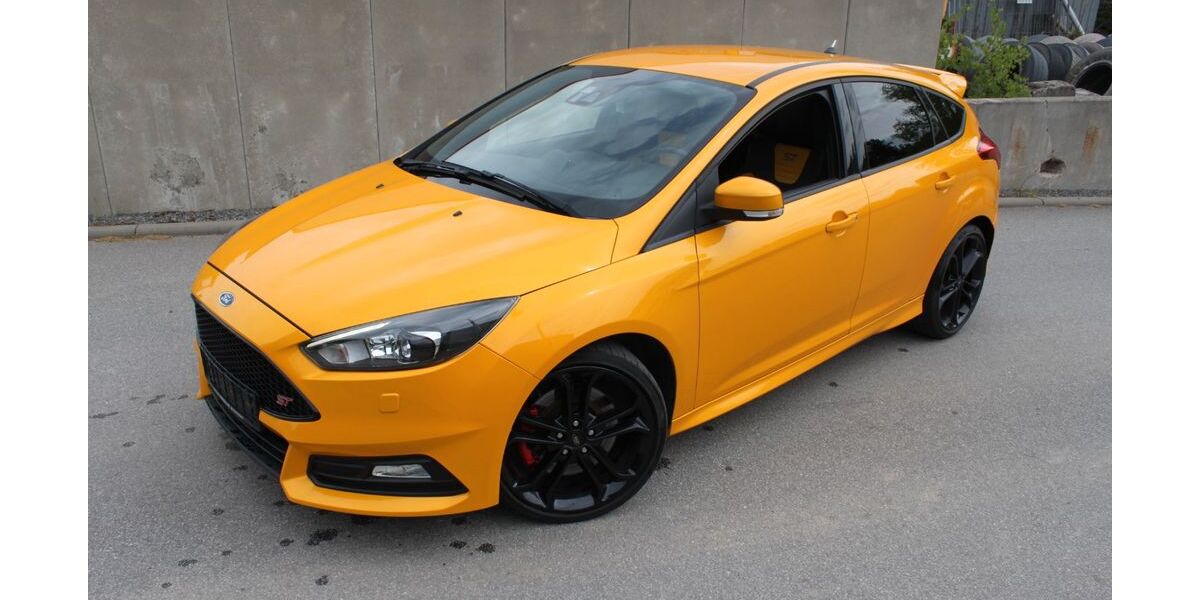Ford Focus 67.090 km 17.400 &euro; Abtsteinach 69518