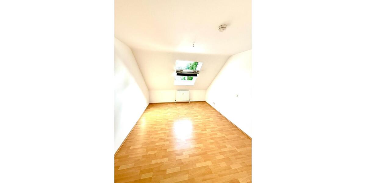 Dachgeschoßwohnung Angelbachtal - 3 Zimmer, 82 m&sup2;, 219.000&euro; | Angebot:26965597