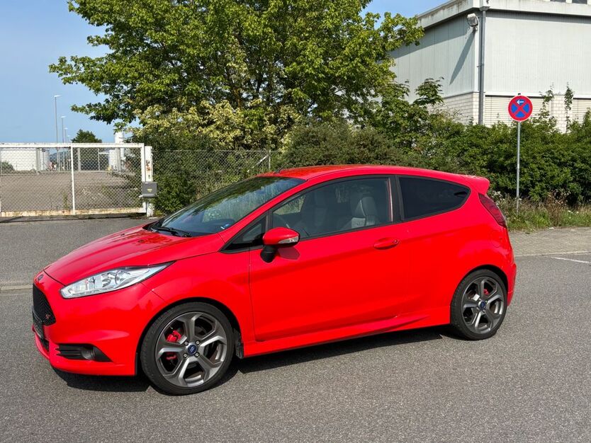 Ford Fiesta 12.000 km 16.900 € Plankstadt 68723