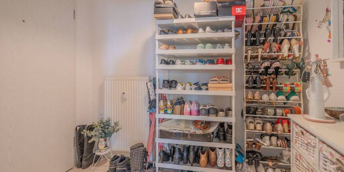 Etagenwohnung Mannheim Käfertal - 2 Zimmer, 74 m&sup2;, 175.000&euro; | Angebot:26402009