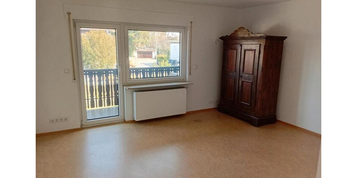 Etagenwohnung Lorsch - 3 Zimmer, 90 m&sup2;, 1.250&euro; | Angebot:25403287