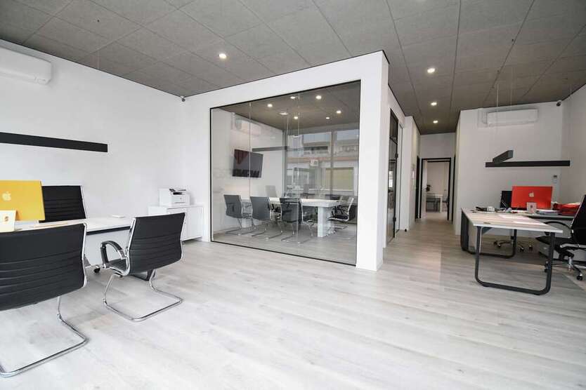 Büro in Ludwigshafen am Rhein 299.000 € 100 m²