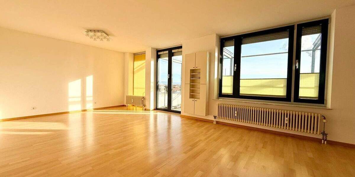 Terrassenwohnung Mannheim Neckarau - 5 Zimmer, 188 m&sup2;, 2.250&euro; | Angebot:25697781