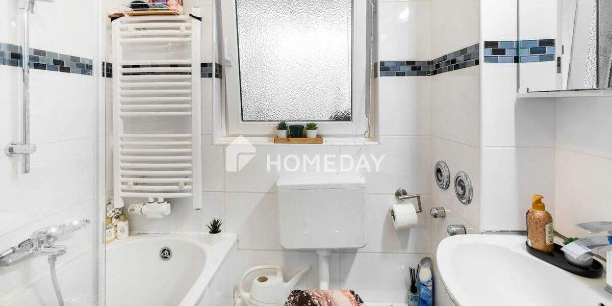 Etagenwohnung Ludwigshafen am Rhein Süd - 3 Zimmer, 83 m&sup2;, 219.000&euro; | Angebot:25410258