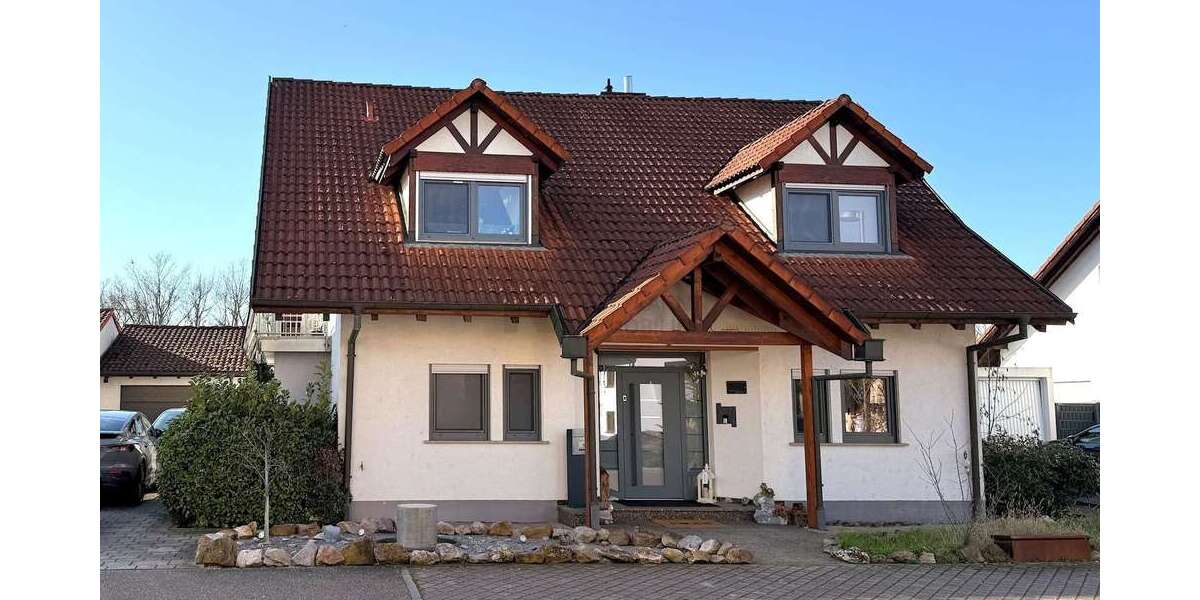 Einfamilienhaus Hockenheim - 8 Zimmer, 232 m&sup2;, 785.000&euro; | Angebot:25567406