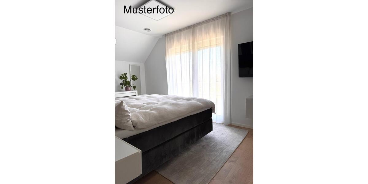 Dachgeschoßwohnung Mannheim Neckarstadt-Ost - 2 Zimmer, 34 m&sup2;, 1.090&euro; | Angebot:26113586