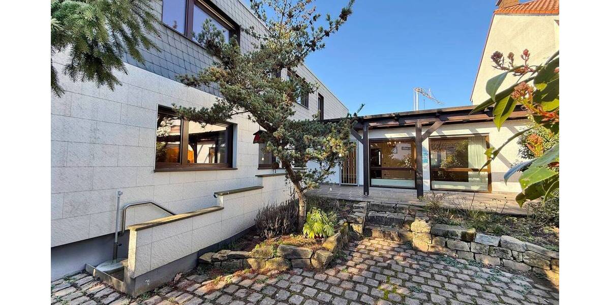 Einfamilienhaus Viernheim - 5 Zimmer, 198 m&sup2;, 1.950&euro; | Angebot:26361609