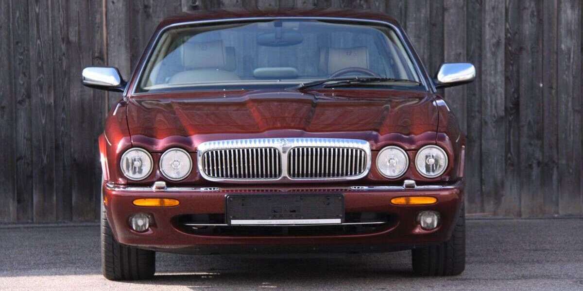 Jaguar Daimler 89.000 km 49.999 € Heppenheim 64646