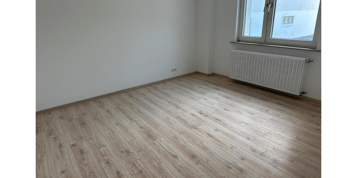 Komplett Saniertes Einfamilienhaus mit 4 Zimmer in Lu-Maudach 4 zimmer