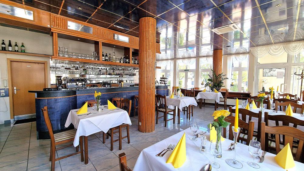 Top-Gelegenheit: Eingeführtes Familienrestaurant mit Inventar & Stammkundschaft abzugeben - Gewerbeobjekt Reilingen | Angebot:26709372