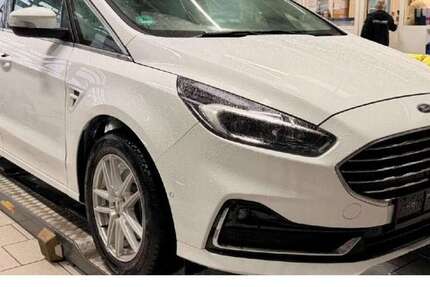 Ford S-Max 39.990 km 28.440 &euro; Weinheim 69469