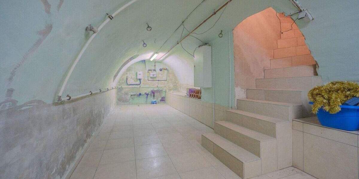 Einfamilienhaus Edingen-Neckarhausen Edingen - 7 Zimmer, 283 m&sup2;, 680.000&euro; | Angebot:24872175