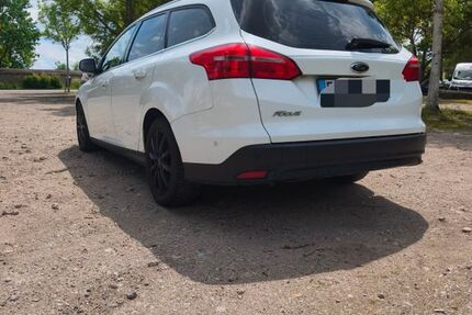 Ford Focus 140.000 km 7.499 &euro; Ludwigshafen 67059