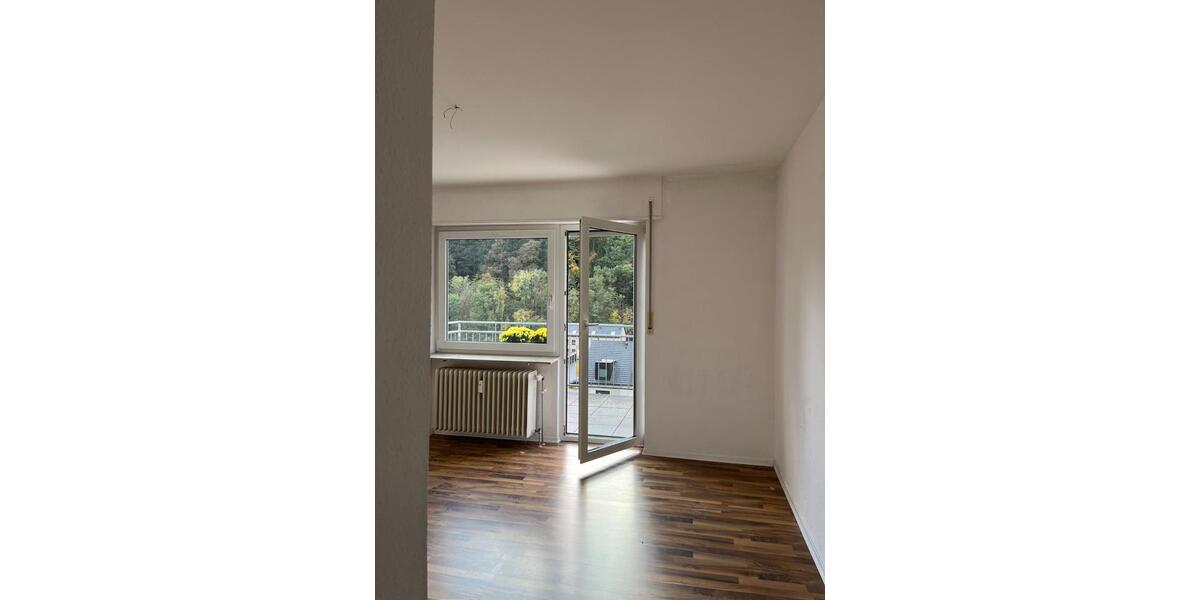 Etagenwohnung Neckarsteinach - 3 Zimmer, 107 m&sup2;, 285.000&euro; | Angebot:24702777