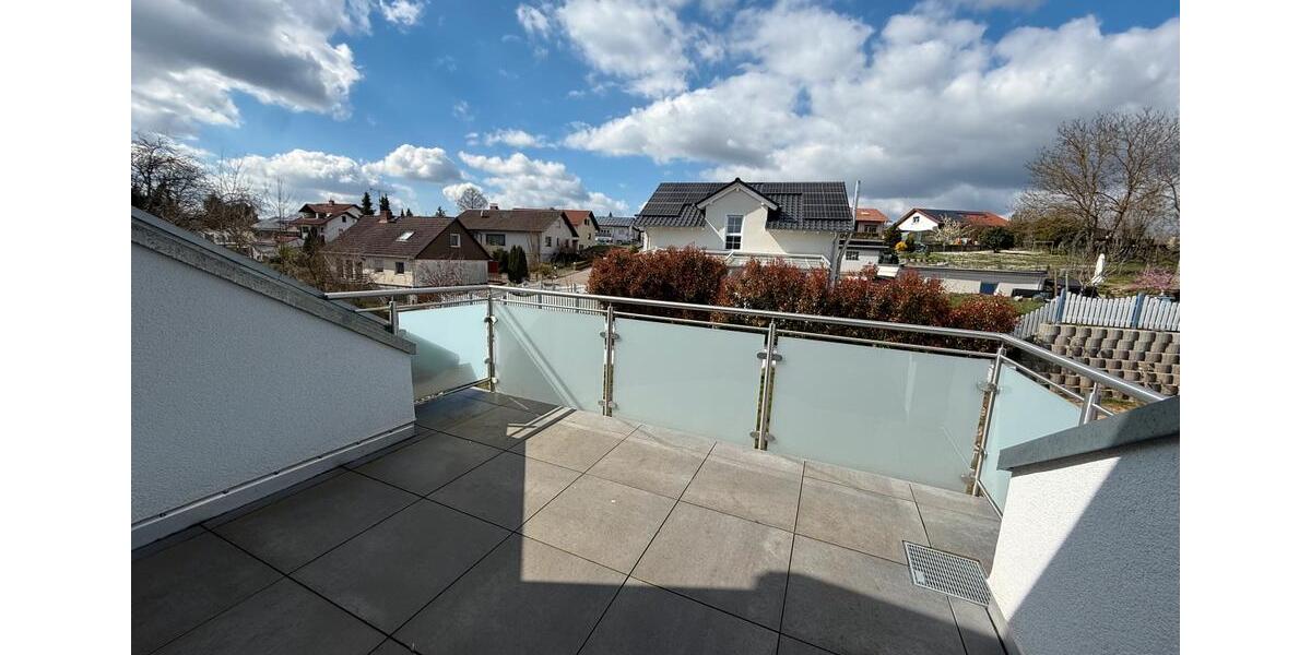 Dachgeschoßwohnung Sinsheim - 3 Zimmer, 87 m&sup2;, 415.000&euro; | Angebot:27119919