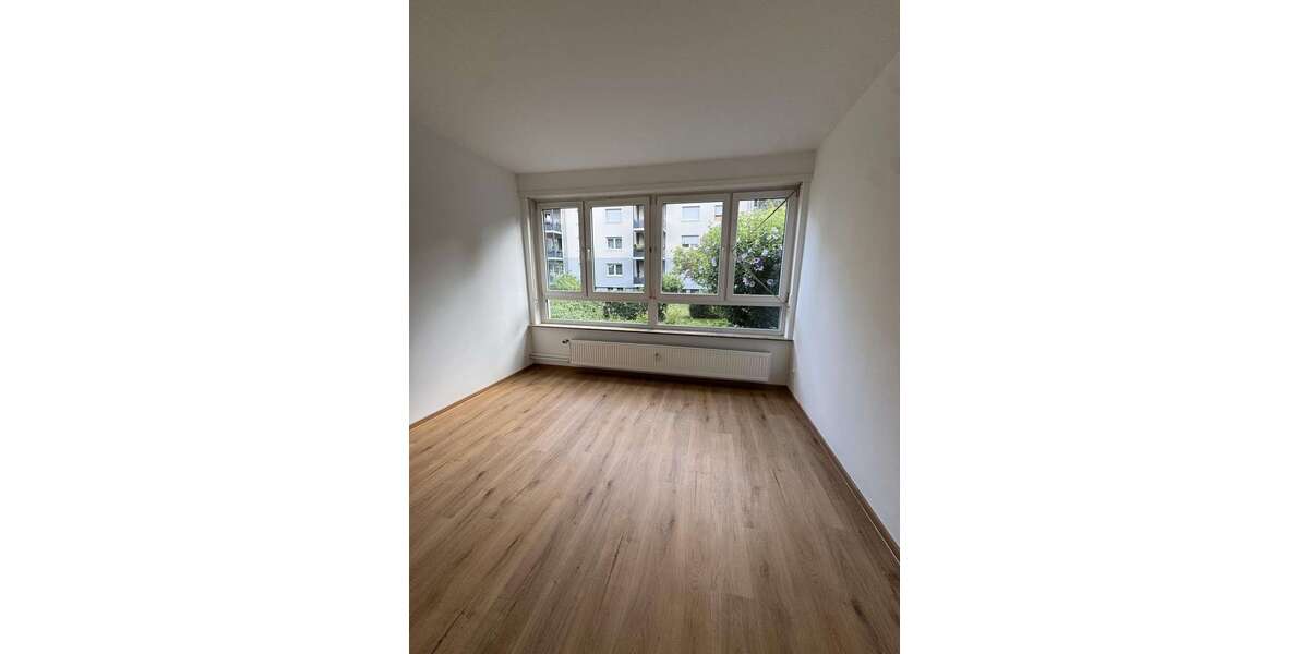 Etagenwohnung Mannheim Neckarstadt-Ost - 3 Zimmer, 80 m&sup2;, 1.100&euro; | Angebot:27135492