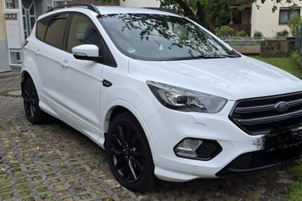 Ford Kuga 154.000 km 14.600 &euro; Fürth 64658