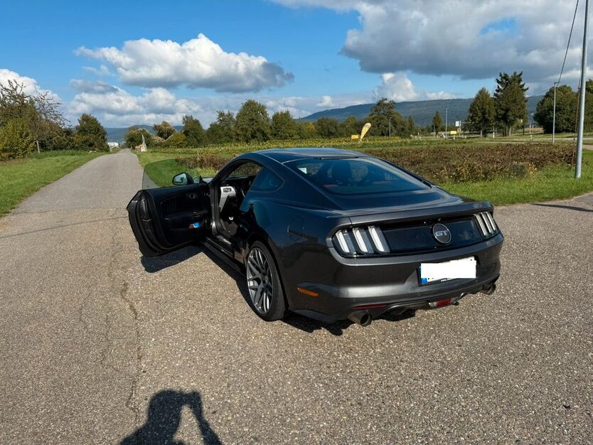 Ford Mustang 51.200 km 34.999 € Heidelberg 69126