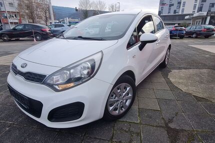 Kia Rio 132.000 km 5.750 &euro; Heidelberg 69115