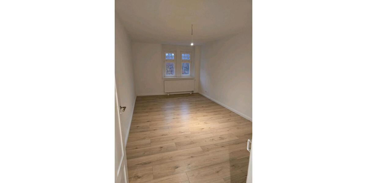 Dachgeschoßwohnung Waldbrunn - 3 Zimmer, 91 m&sup2;, 750&euro; | Angebot:26660129