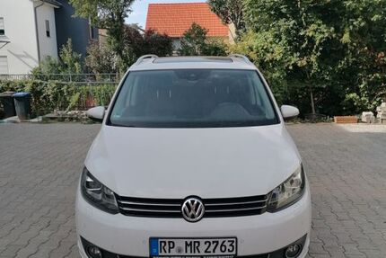 VW Touran 233.450 km 8.500 &euro; Schifferstadt 67105