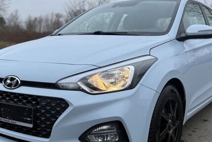 Hyundai i20 69.894 km 10.990 &euro; Speyer 67346