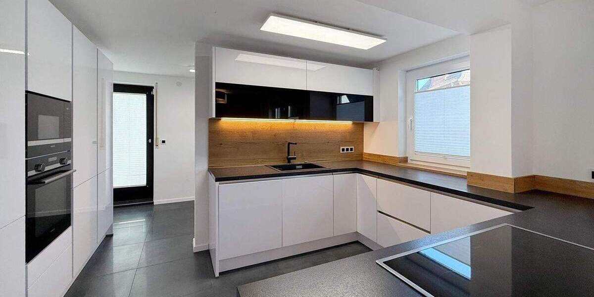 Einfamilienhaus Hockenheim - 8 Zimmer, 233 m&sup2;, 825.000&euro; | Angebot:25862686