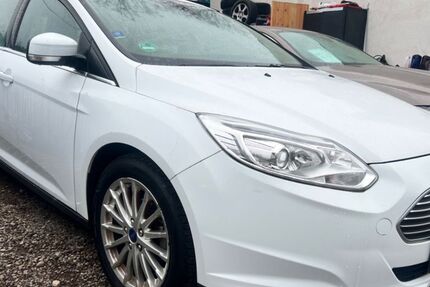 Ford Focus 120.000 km 6.900 &euro; Mannheim 68199