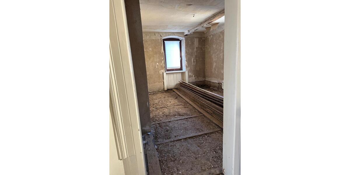 Einfamilienhaus Leimen - 6 Zimmer, 162 m&sup2;, 215.000&euro; | Angebot:27097348