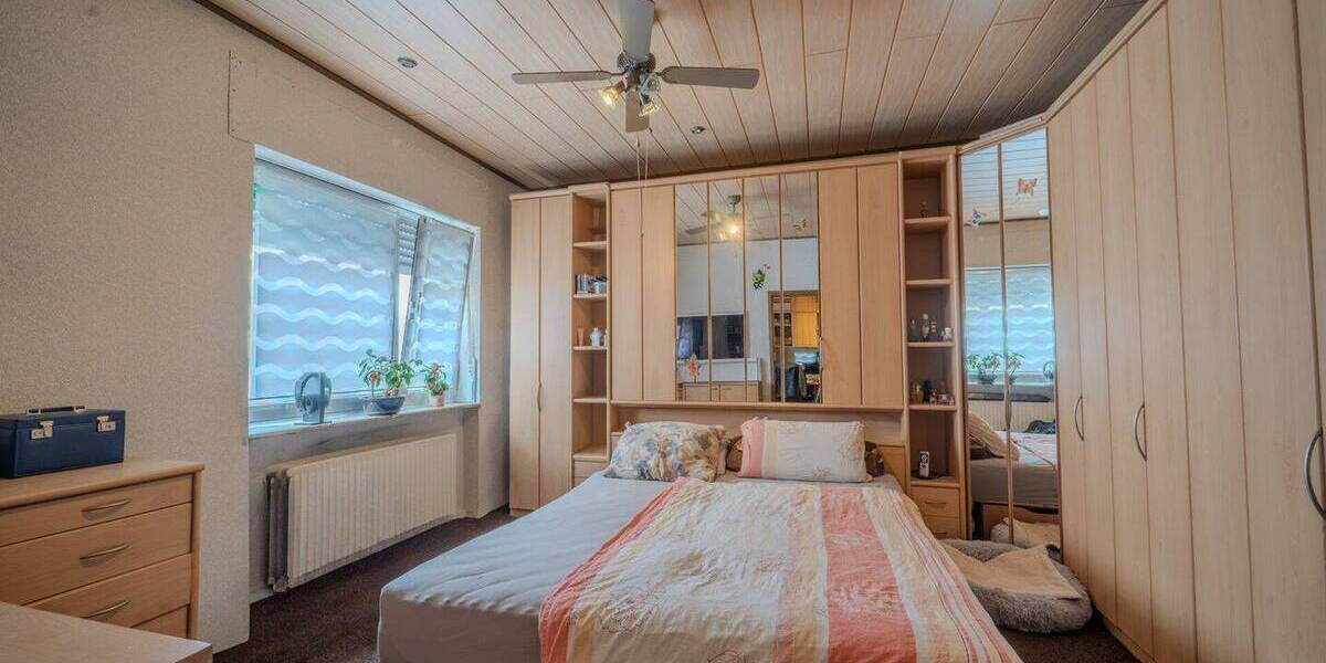Mehrfamilienhaus, Wohnhaus Ludwigshafen am Rhein Oppau - 7 Zimmer, 227 m&sup2;, 485.000&euro; | Angebot:26616725