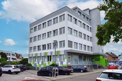 Büro o. Praxis 83 m² 2. OG Aufzug ideal für Beratung Behandlung mit Umkleiden Erbpacht - keine Wfl. 1 zimmer