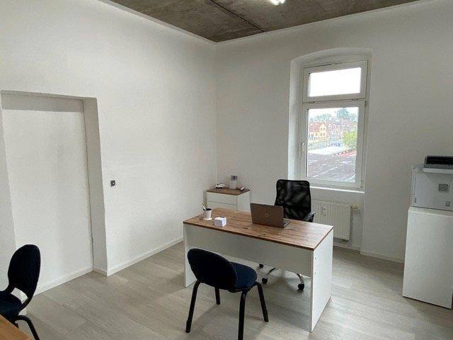 Gewerbeobjekt Bad Schönborn - 1.000&euro; | Angebot:26137339