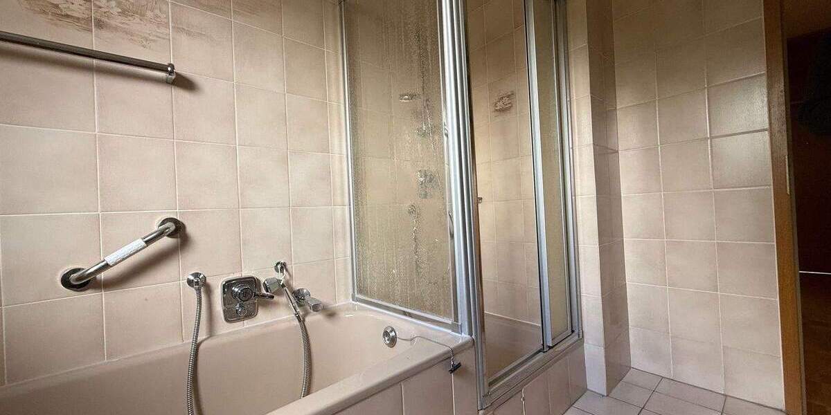 Etagenwohnung Mannheim Neuostheim - 3 Zimmer, 109 m&sup2;, 390.000&euro; | Angebot:25563710