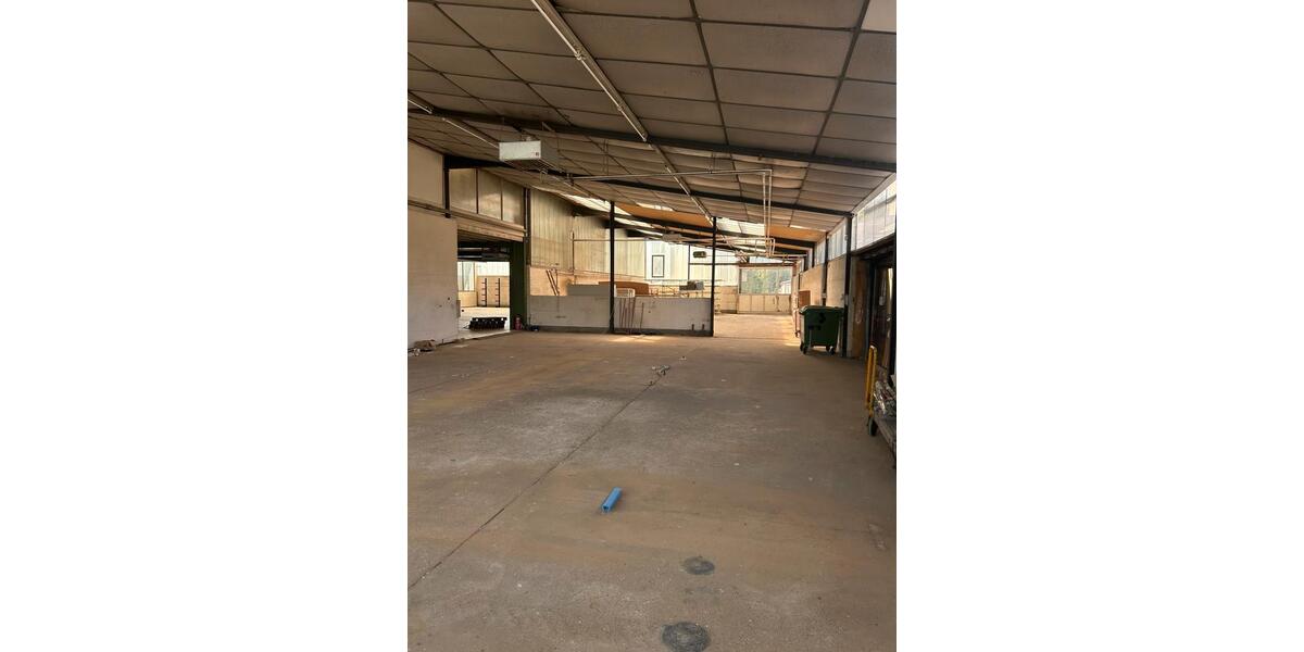 Lager-, Gewerbe-,Produktionshallen zimmer