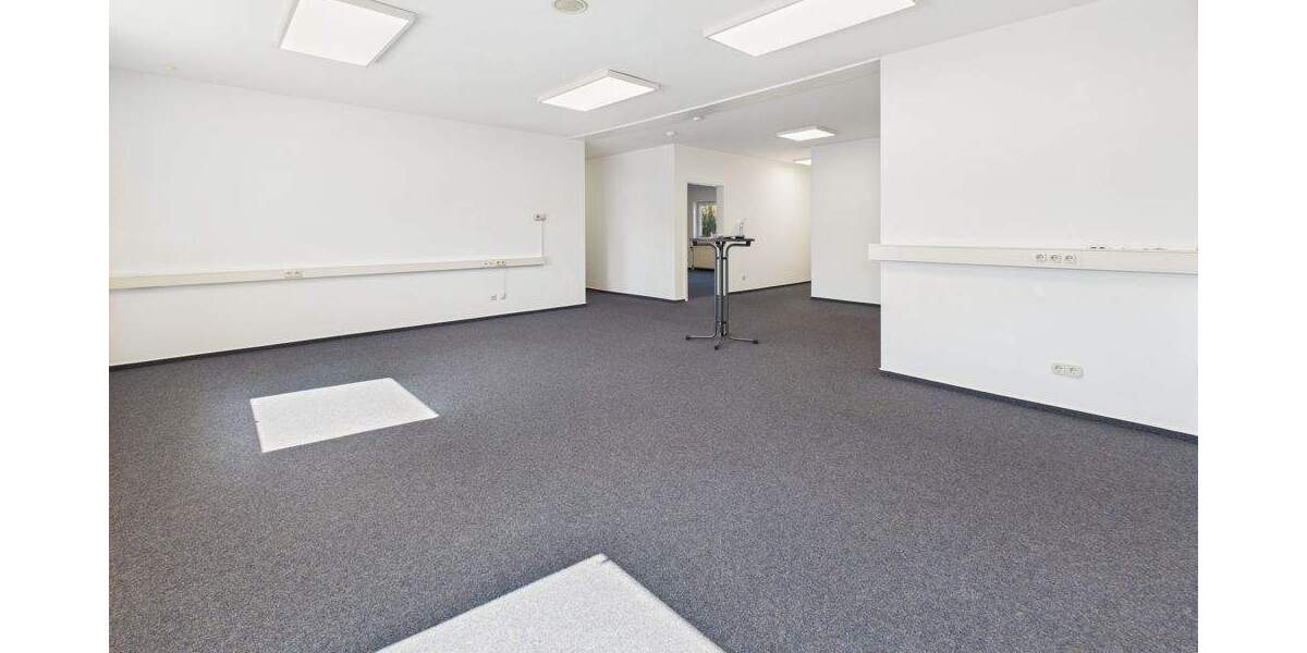 Repräsentatives, neuwertiges Bürohaus in zentraler Lage von Mannheim-Friedrichsfeld zimmer