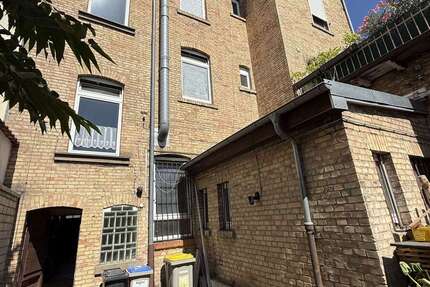 Haus Mannheim Rheinau - 10 Zimmer, 430 m&sup2;, 529.000&euro; | Angebot:26307487