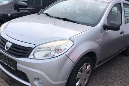 Dacia Sandero 218.997 km 1.588 &euro; Wiesloch 69168