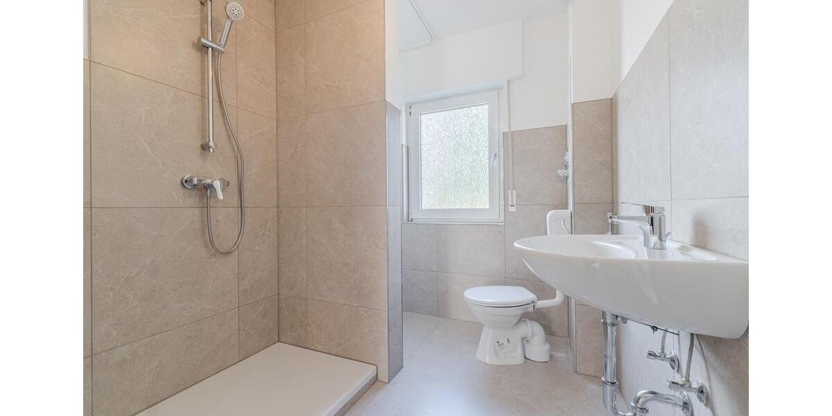 Dachgeschoßwohnung Brühl - 4 Zimmer, 87 m&sup2;, 379.000&euro; | Angebot:25399748