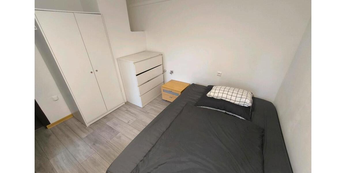 Etagenwohnung Dossenheim - 1 Zimmer, 10 m&sup2;, 530&euro; | Angebot:26406606