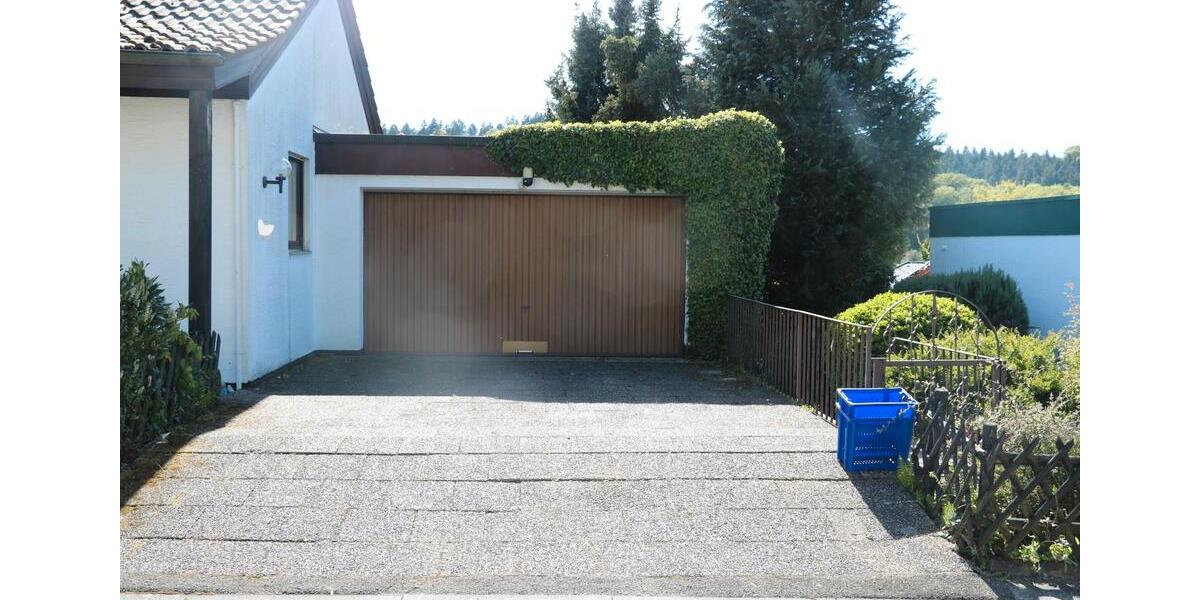 Einfamilienhaus Weinheim - 4 Zimmer, 130 m&sup2;, 350.000&euro; | Angebot:26691396